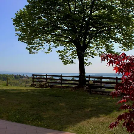Apartment Montecroce Padenghe sul Garda